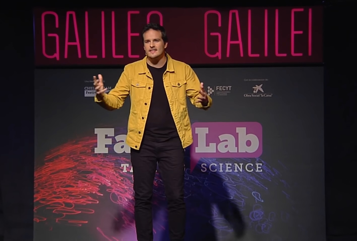 Juan Margalef en su exposición en FameLab (captura de Youtube)