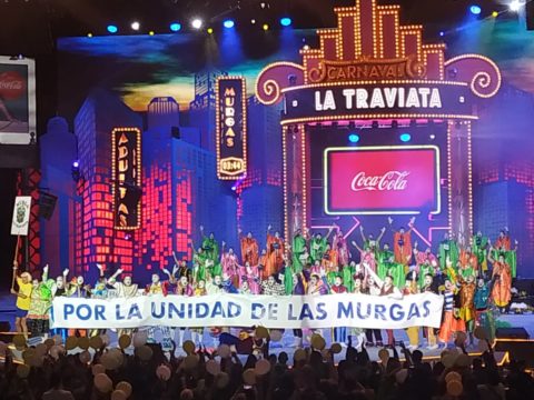 Murga Traviata pidiendo la unidad de los aficionados