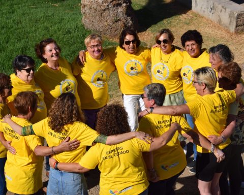 Cuidadoras de la Asociación El Tren de la Felicidad.