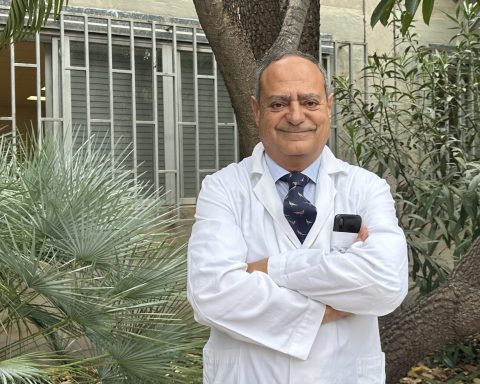 Justo Hernández en la Facultad de Ciencias de la Salud. Foto: L. García